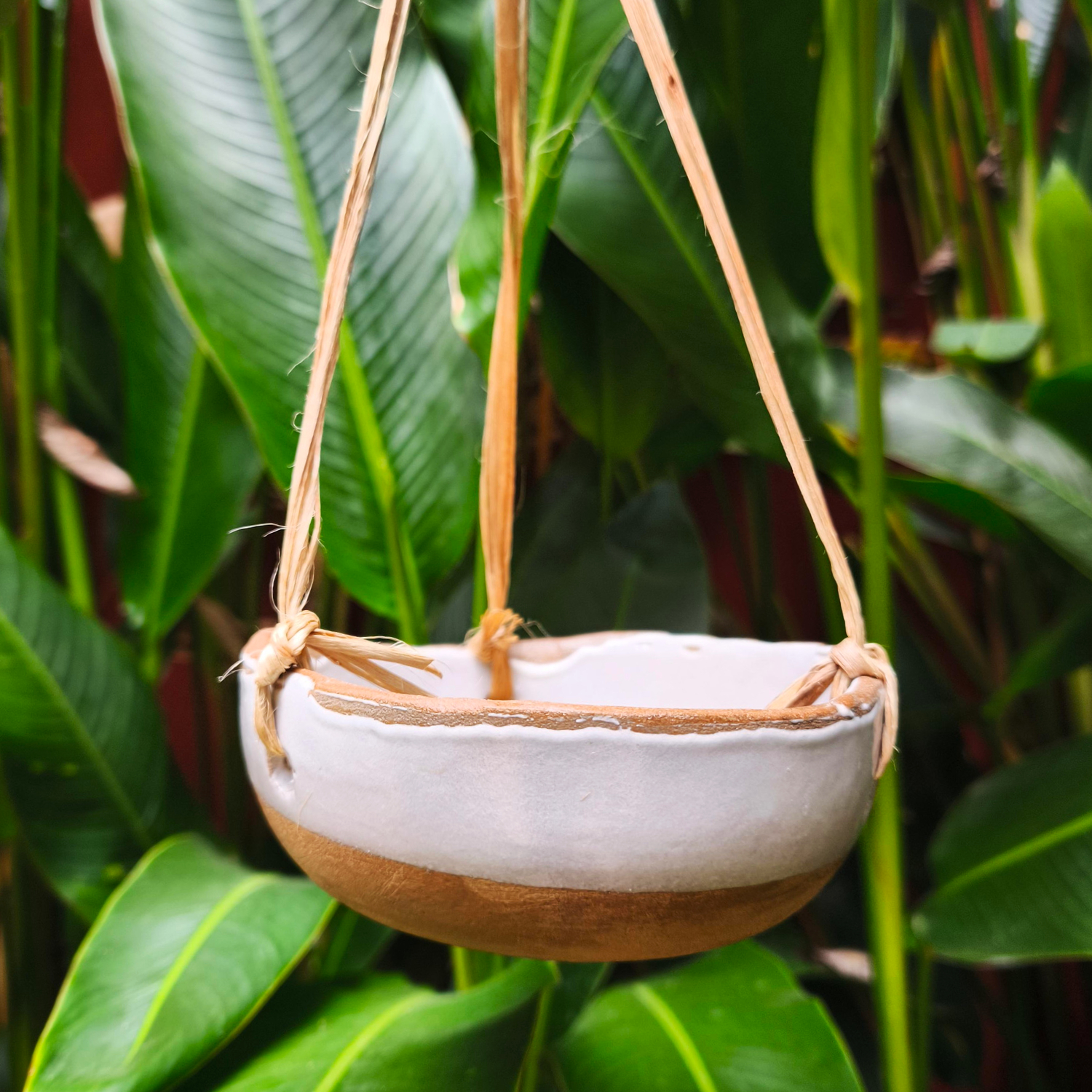 720301326 Hanging Planter White Coco 13 Cm