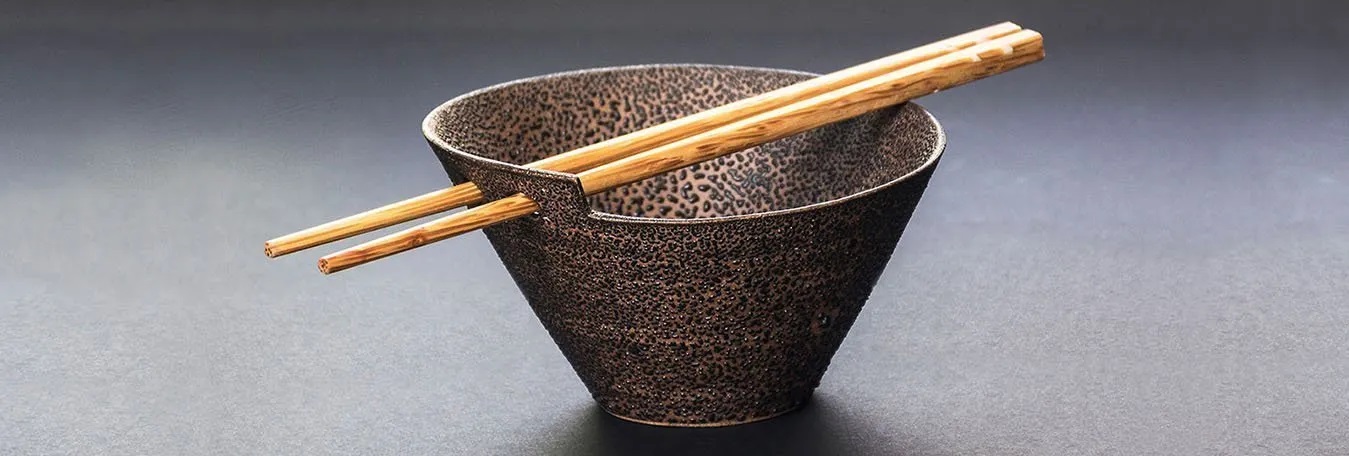 Chopstick Bowl Black Crawling